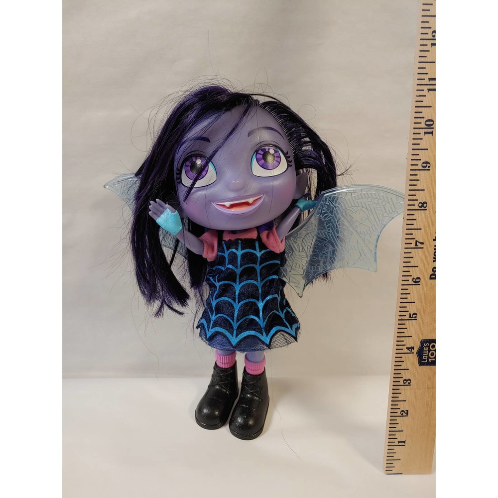 Disney Vampirina Vee Bat-tastic  Talking Monster Doll